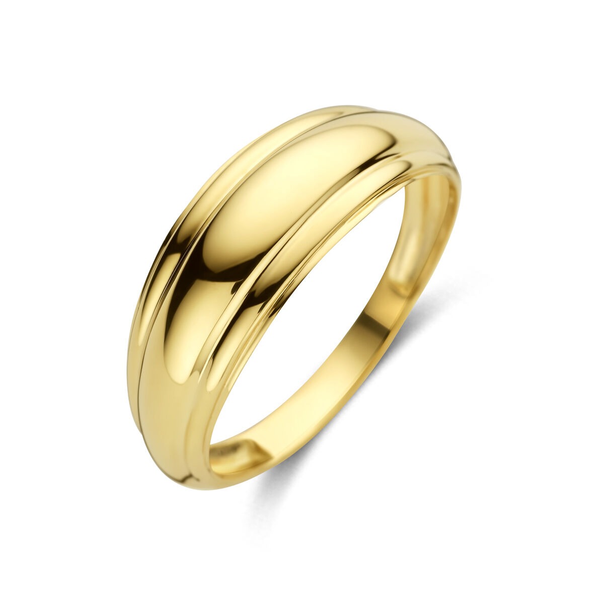 Geelgouden damesring met een brede, glanzende band en subtiele lijnen.