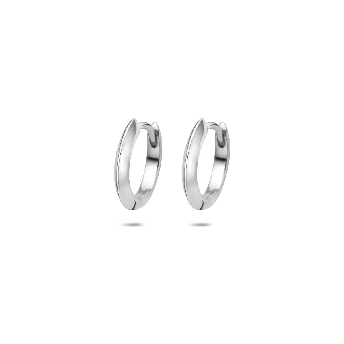 Gerhodineerde 925 zilveren klapoorringen met een afmeting van 13 x 2 mm, glanzende afwerking.