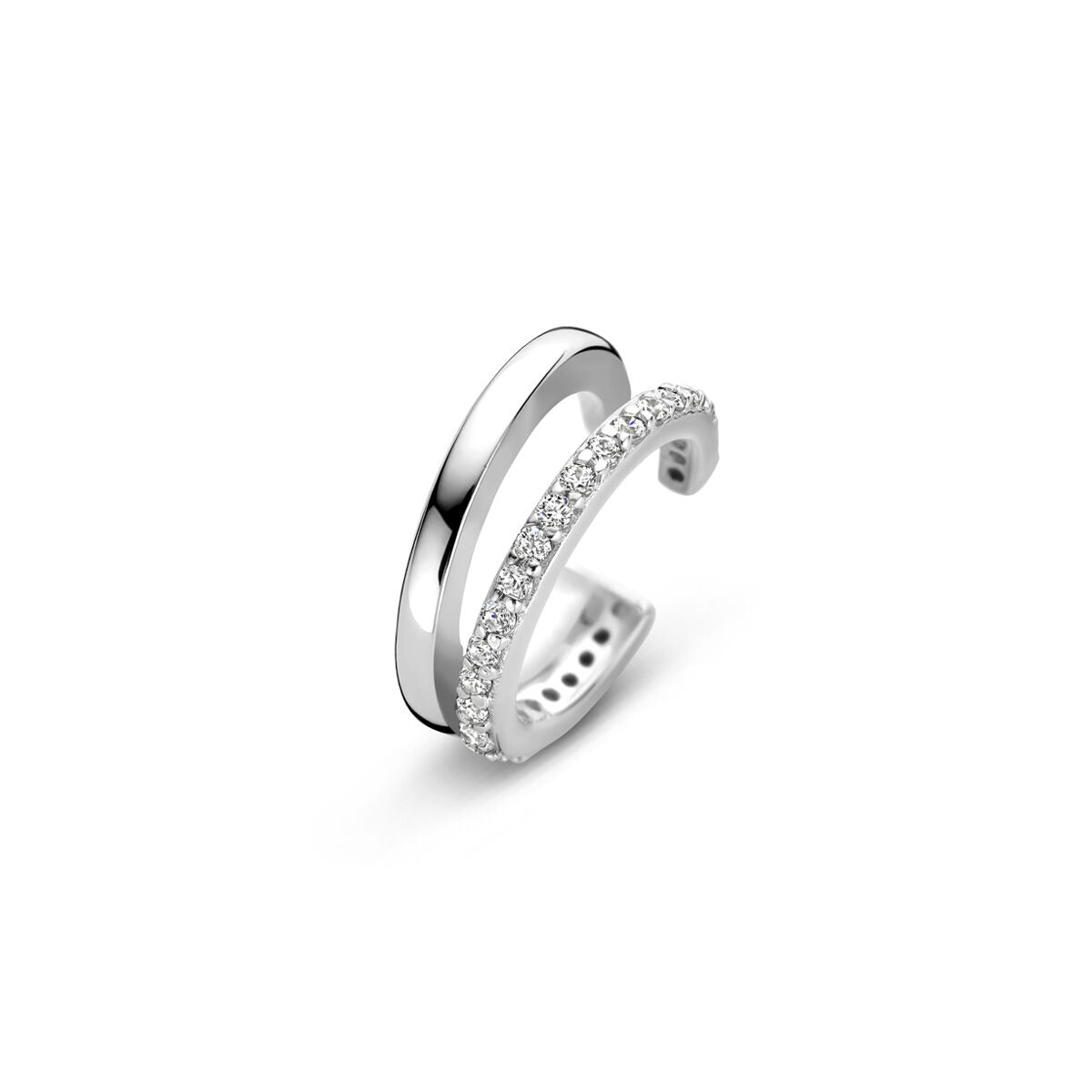 Zilveren ear cuff van gerhodineerd 925 zilver met een gladde en een zirkonia-besette band.