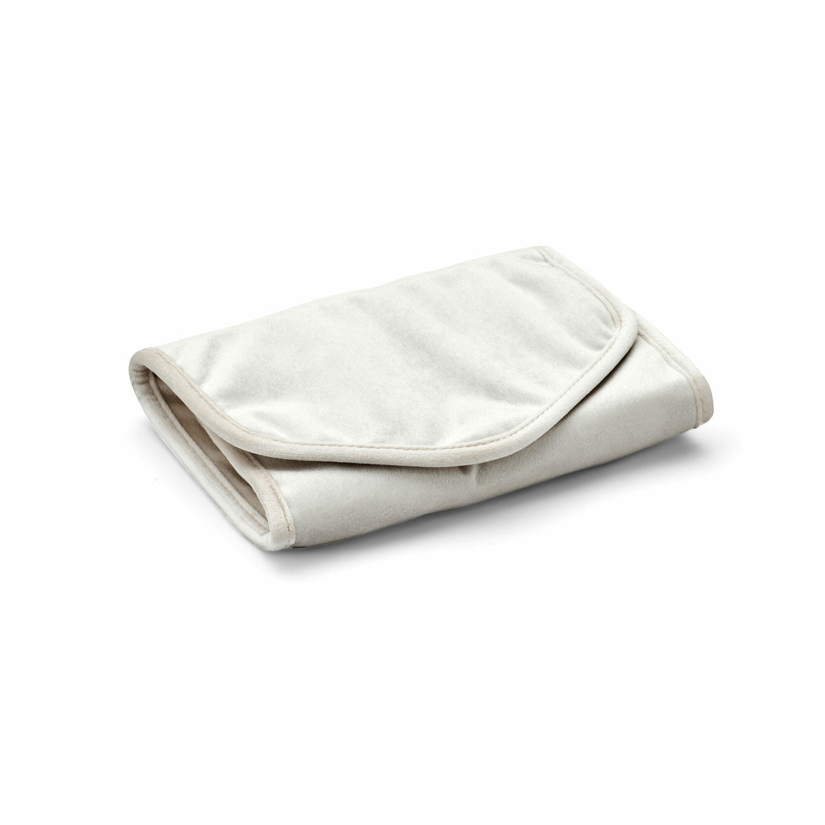 Witte sieraden doos met een zachte afwerking, opgevouwen en met een flap.