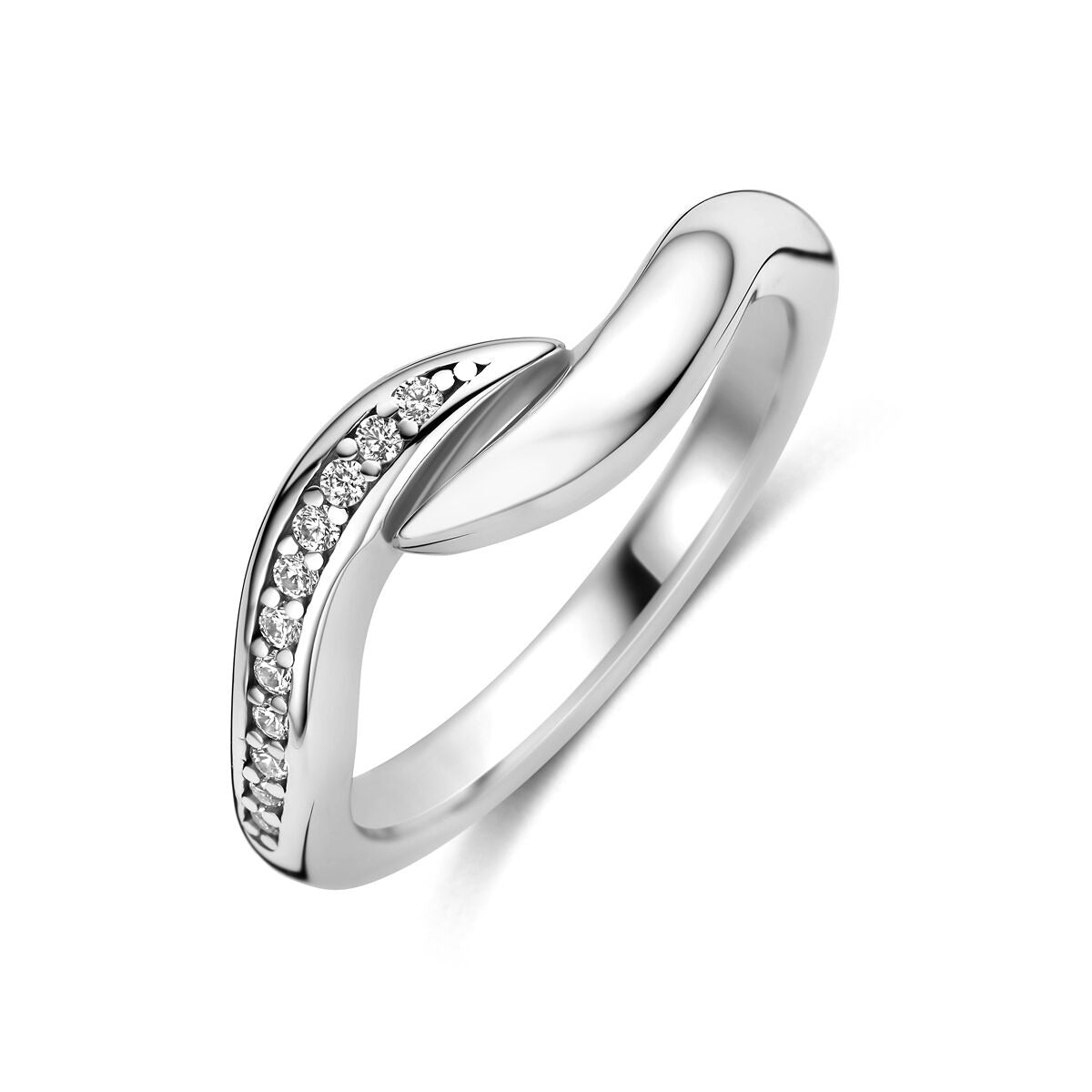 Gerhodineerde 925 zilveren ring met een golvende vorm en zirkonia-steentjes aan de zijkant.