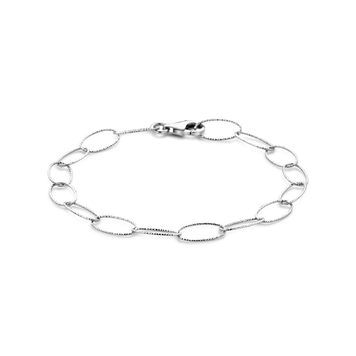 Zilveren dames armband met gerhodineerde anker schakels van 6,4 mm en een lengte van 19 cm.