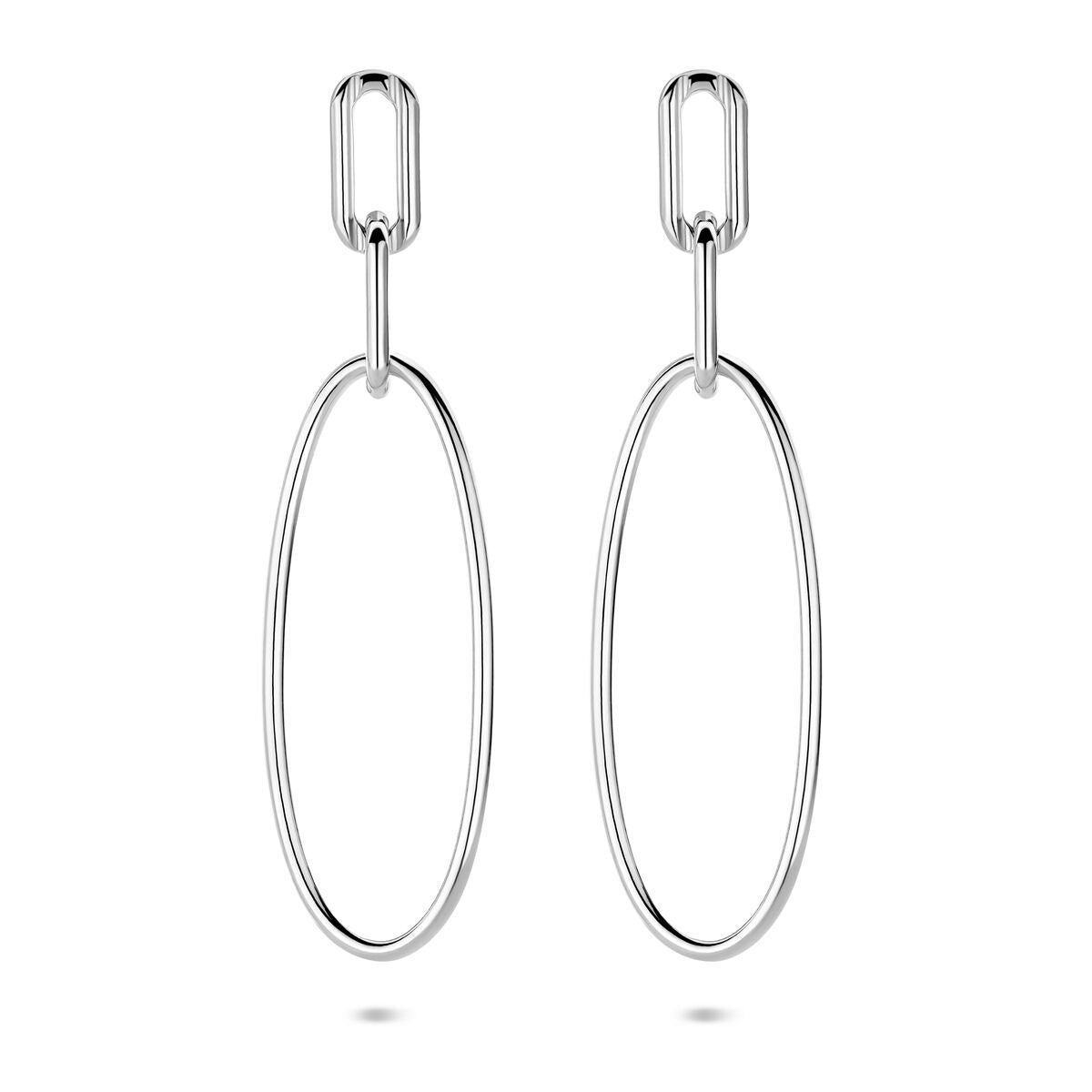 Zilveren gerhodineerde oorhangers in ovale vorm van 44 mm met een eenvoudige, moderne uitstraling.