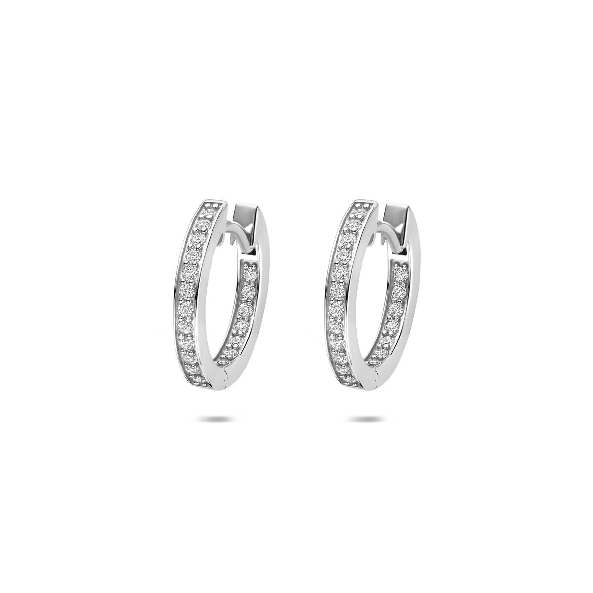 Zilveren klapoorringen van gerhodineerd 925 zilver, 15 mm, met zirkonia steentjes aan de voorkant.