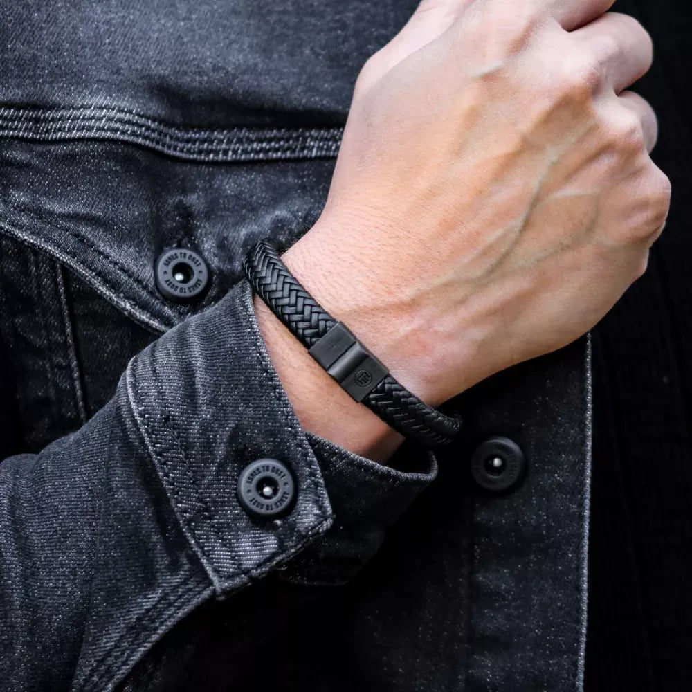 Full Metal Herringbone Black Black