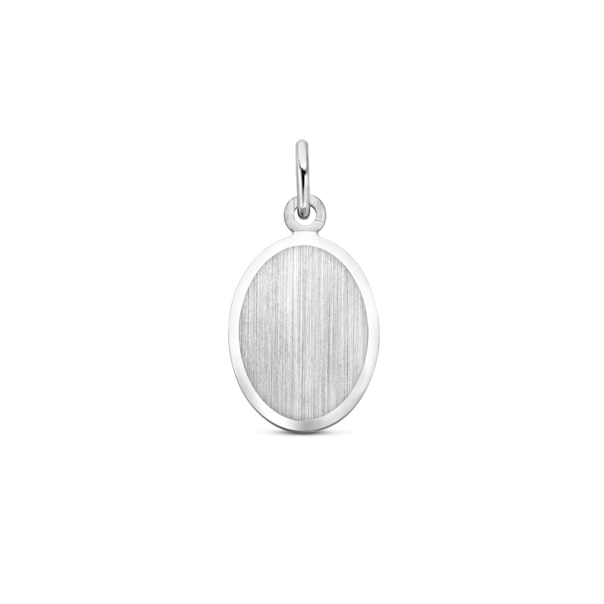 Zilveren ovale graveerhanger van gerhodineerd 925 zilver met een matte en gediamanteerde afwerking, 24 x 12 mm.
