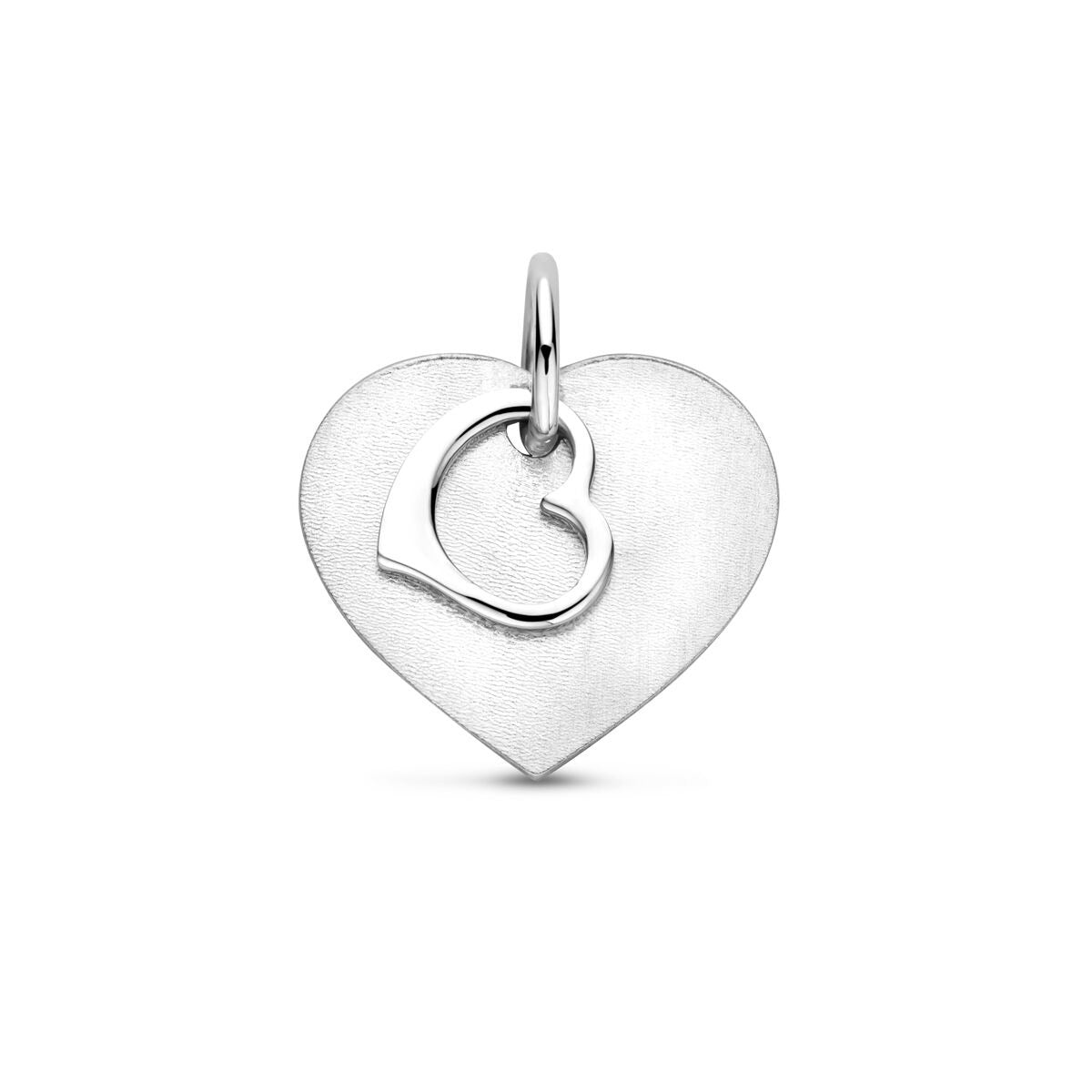Zilveren hartjes graveerhanger van gerhodineerd 925 zilver, met een gematteerde en gepolijste afwerking.