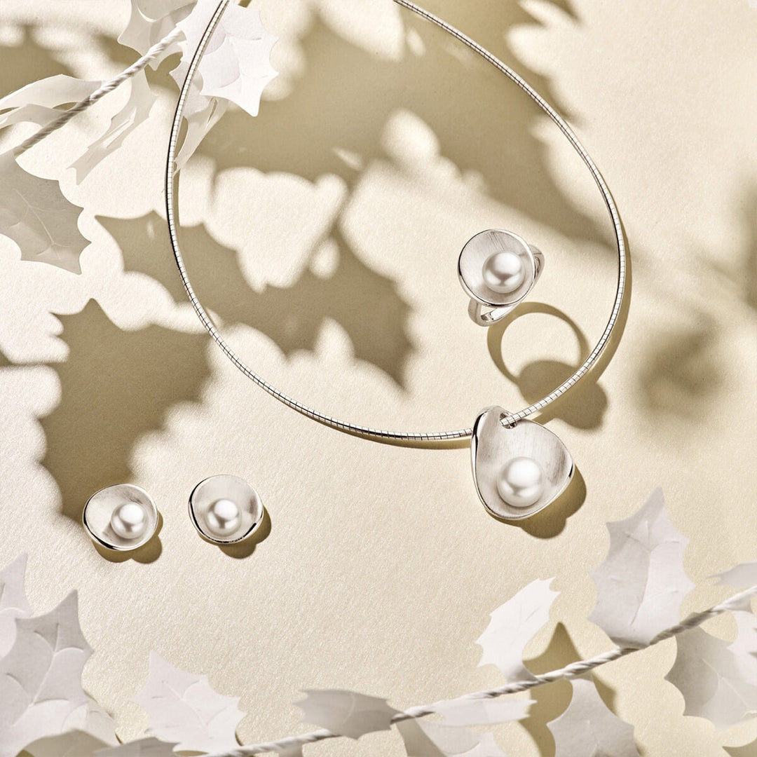 Ohrstecker Perlpoly/mattsilber rhodiniert