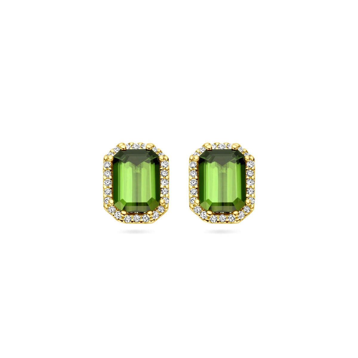 Geelgouden oorknoppen met groene toermalijn en een rand van kleine diamanten.