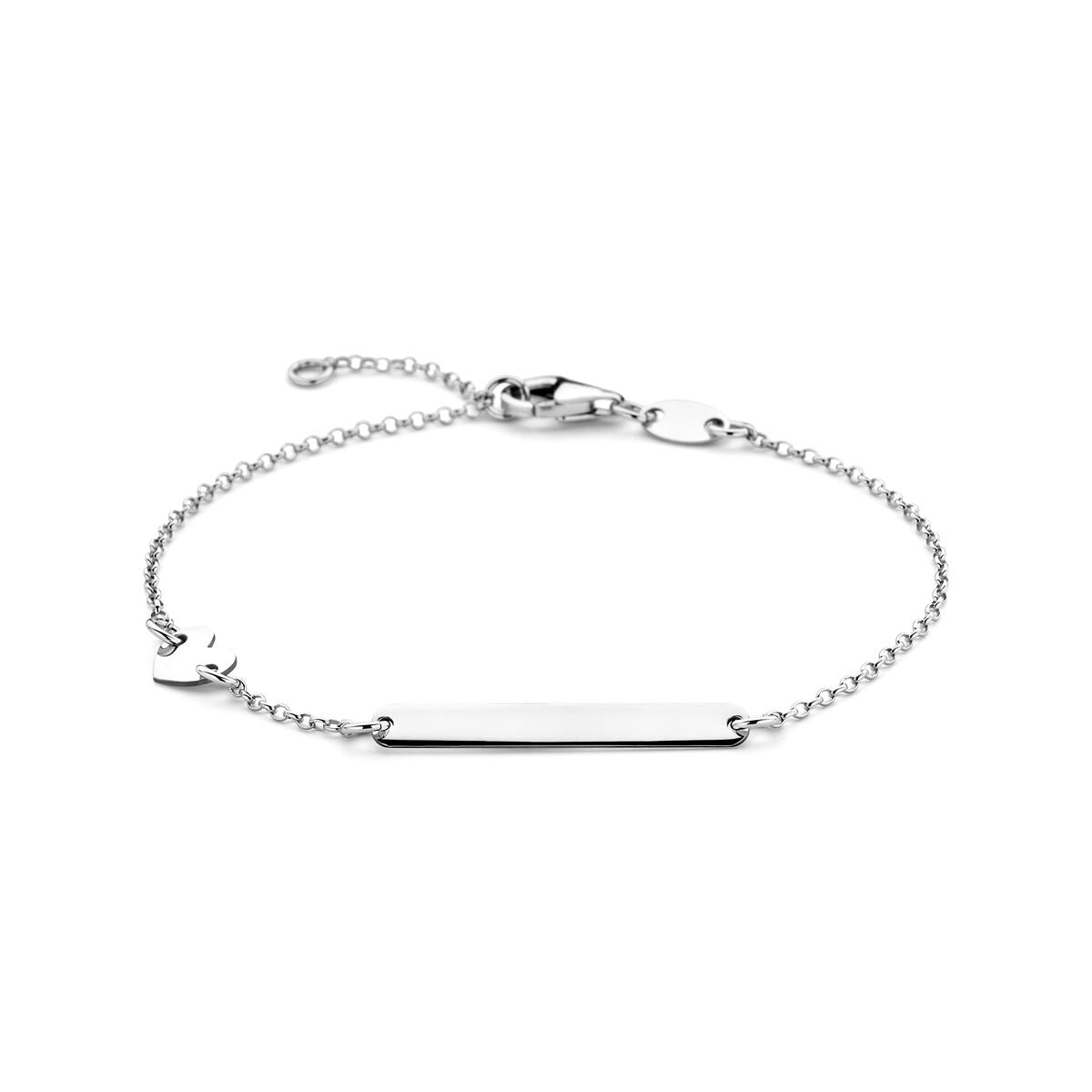 Gerhodineerde zilveren kinder graveerarmband met een hartje en een gladde, rechte plaat.