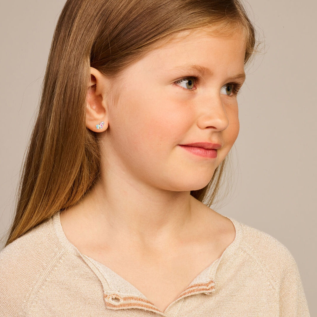 Zilveren oorknopjes eenhoorn – gerhodineerd met emaille