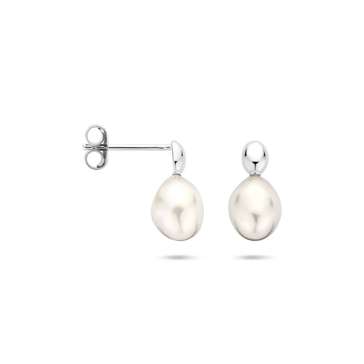 Zilveren oorknoppen met zoetwaterparel – gerhodineerd 925 zilver, 13 x 6.5 mm