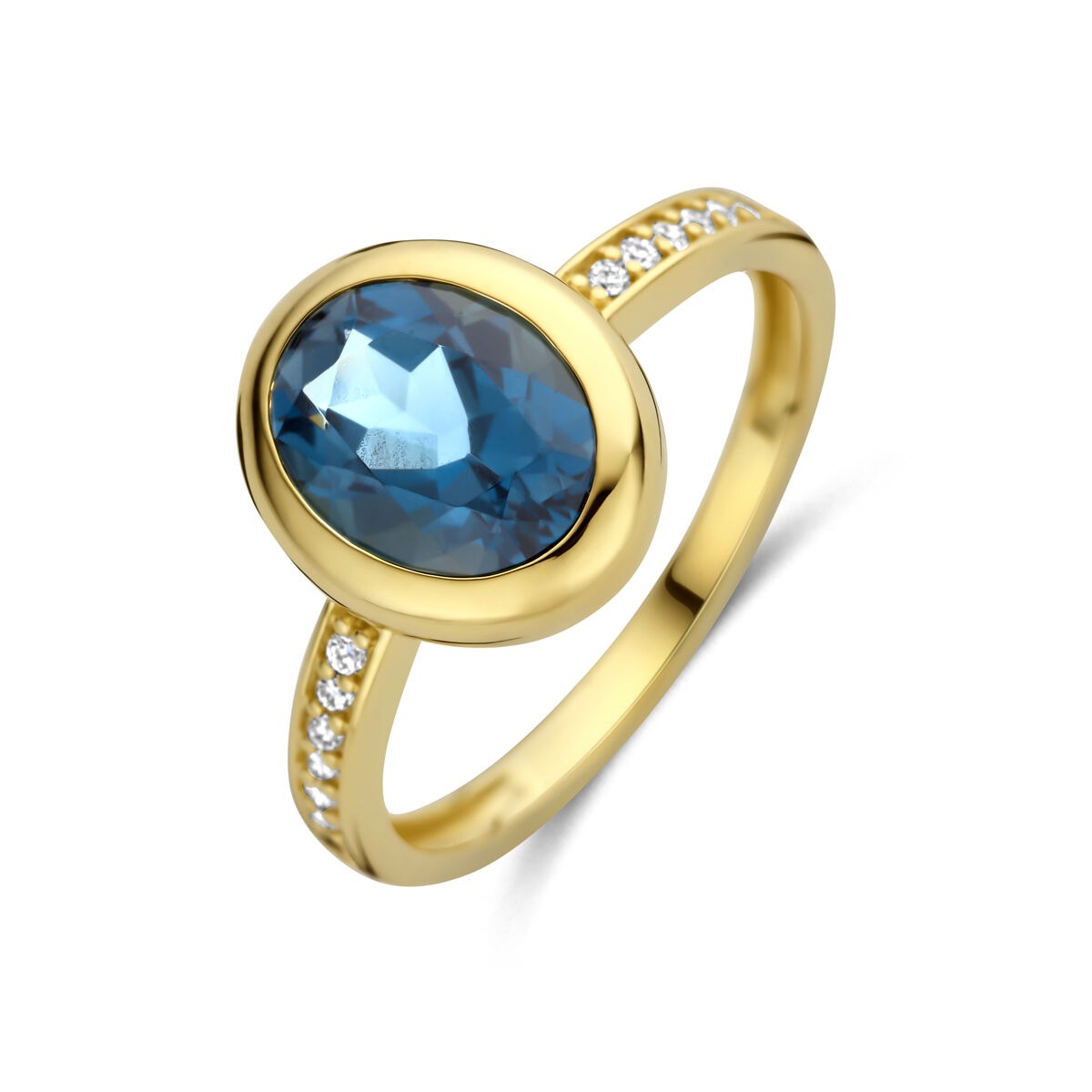 Gouden dames ring van 14k geelgoud met een ovale London Blue topaas en kleine diamanten aan de zijkanten.