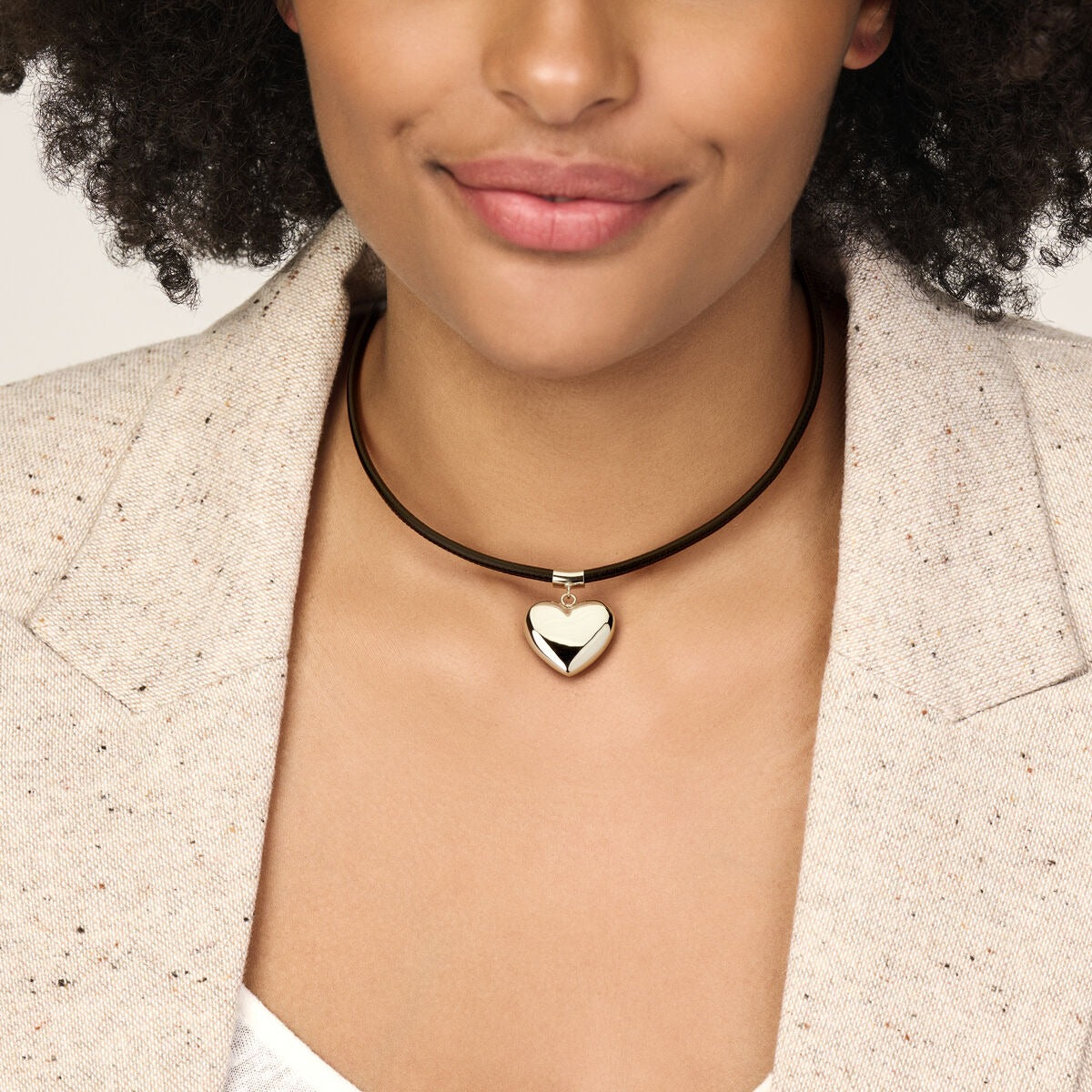 Gerhodineerd zilveren collier met hart en zwart koord