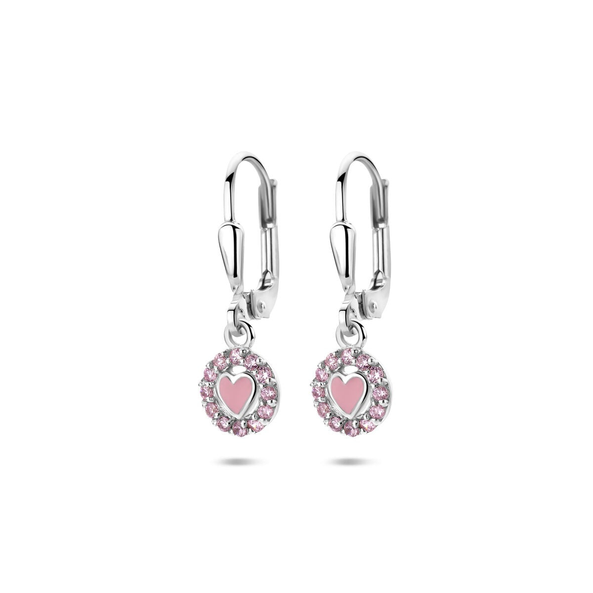 Zilveren oorhangers met een emaille hart in het midden en roze zirkonia rondom, 21 mm lang.