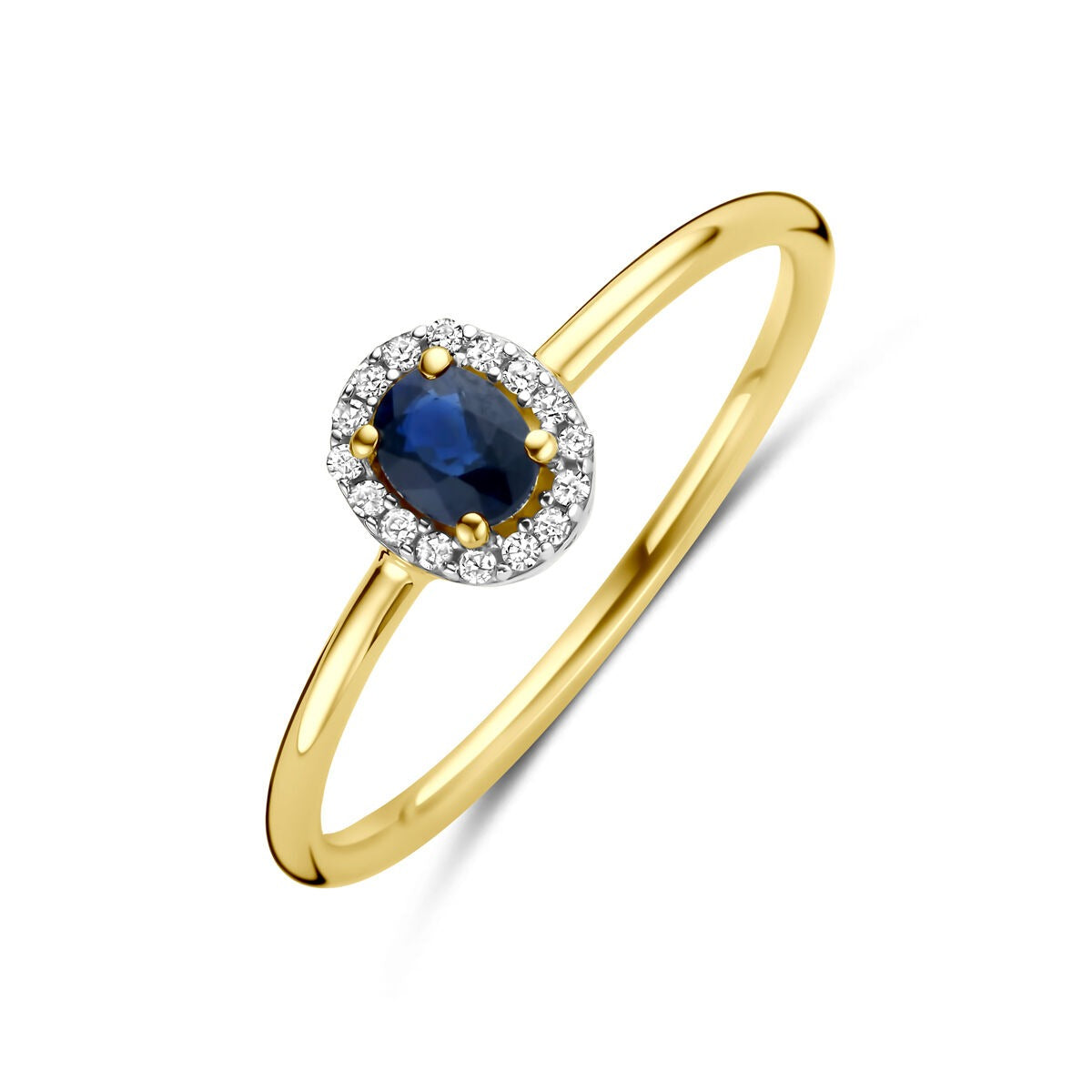 Gouden ring van 14k met een ovale saffier omringd door een cirkel van kleine diamanten.