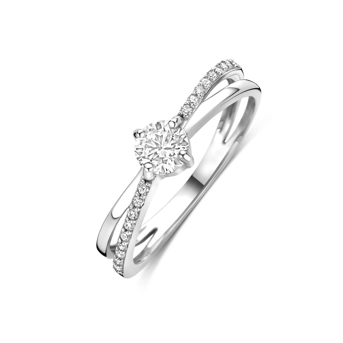 Gerhodineerde zilveren ring met een centrale zirkonia in entourage zetting en een dubbele band met kleine zirkonia's.