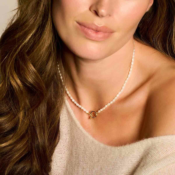 pearl necklace 41 cm with large spring clasp 14K yellow gold