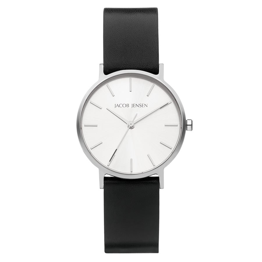 Zilveren horloge met witte wijzerplaat en zwarte leren band.