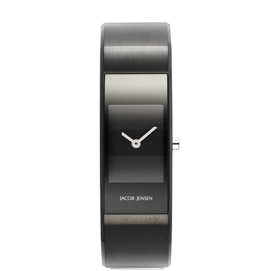 Zwart horloge met een minimalistische wijzerplaat en een slanke, rechte band.