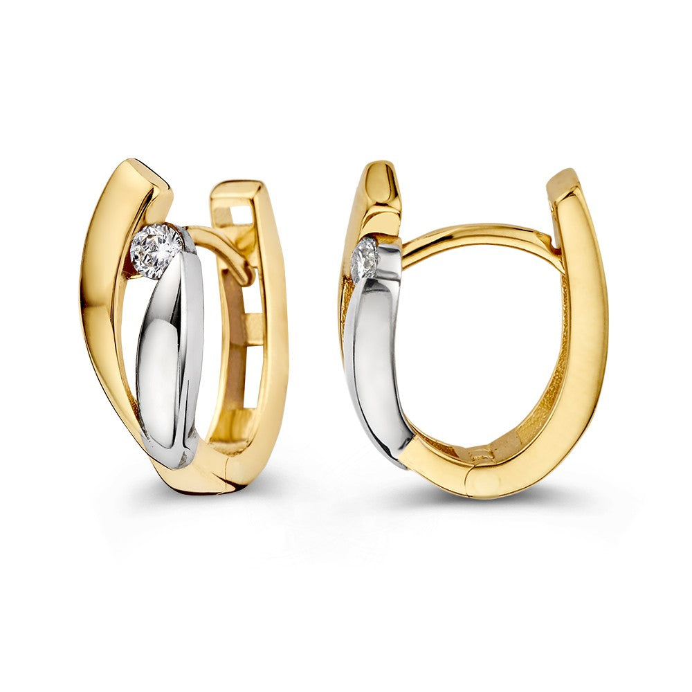 De Excellent Jewelry Bicolor Wit- en Geelgouden Oorringen met Zirkonia, 14 karaat, zijn elegante oorringen voor dames met een modern tweekleurig ontwerp en sprankelende zirkonia.