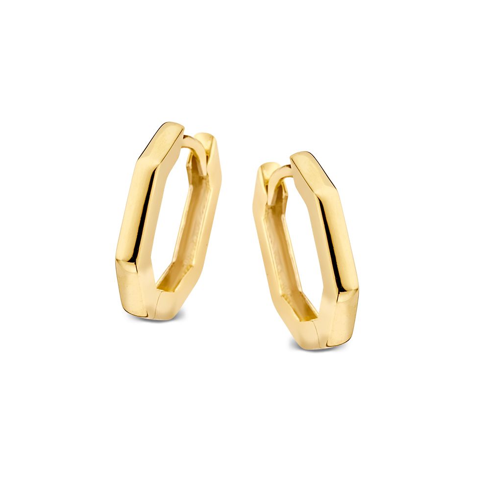 Geelgouden oorringen met strak achthoekig design en glanzende afwerking.