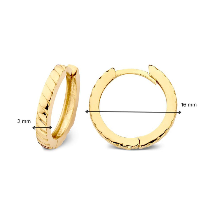 Geelgouden Oorringen met Ribbel Design | 14 Karaat Goud – Van der Kooij