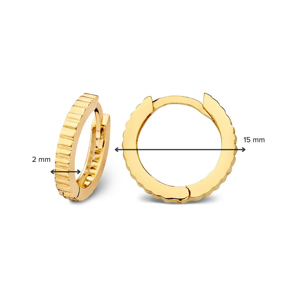 Geelgouden Oorringen met Geribbeld Design | 14 Karaat Goud – Van der Kooij