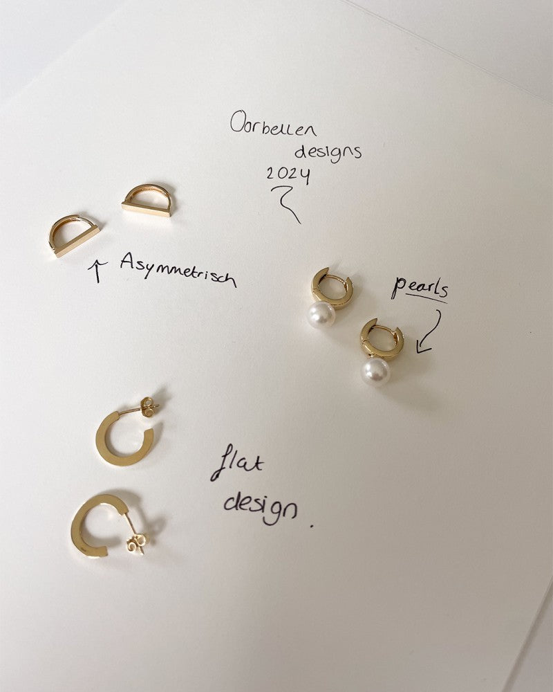 Geelgouden Oorringen met Speels Design – Tijdloze Elegantie