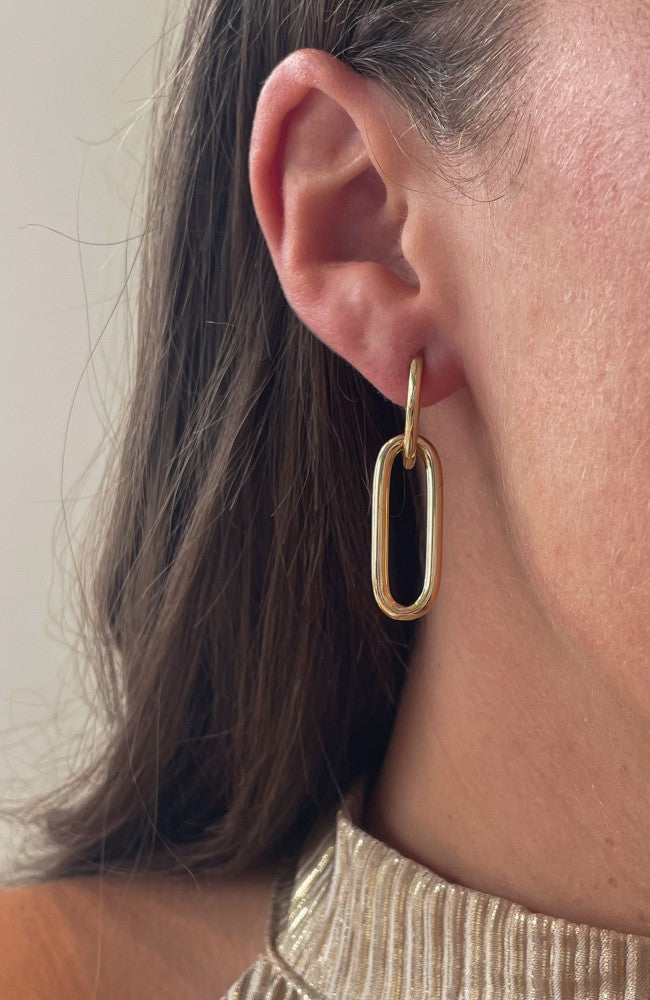Prachtige Gouden Oorringen met Grove, Hangende Schakels – Statement Accessoire