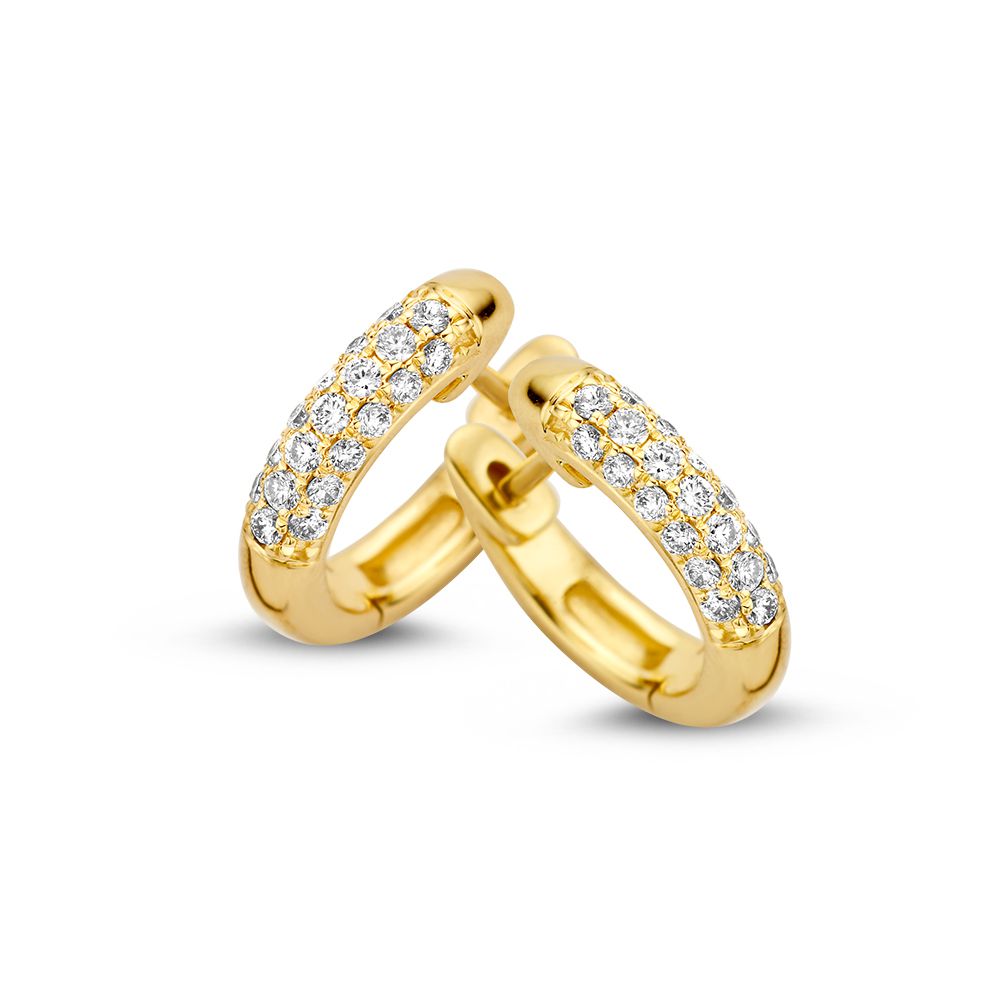 Geelgouden oorringen met een rij van sprankelende diamanten, totaal 0,32 crt.