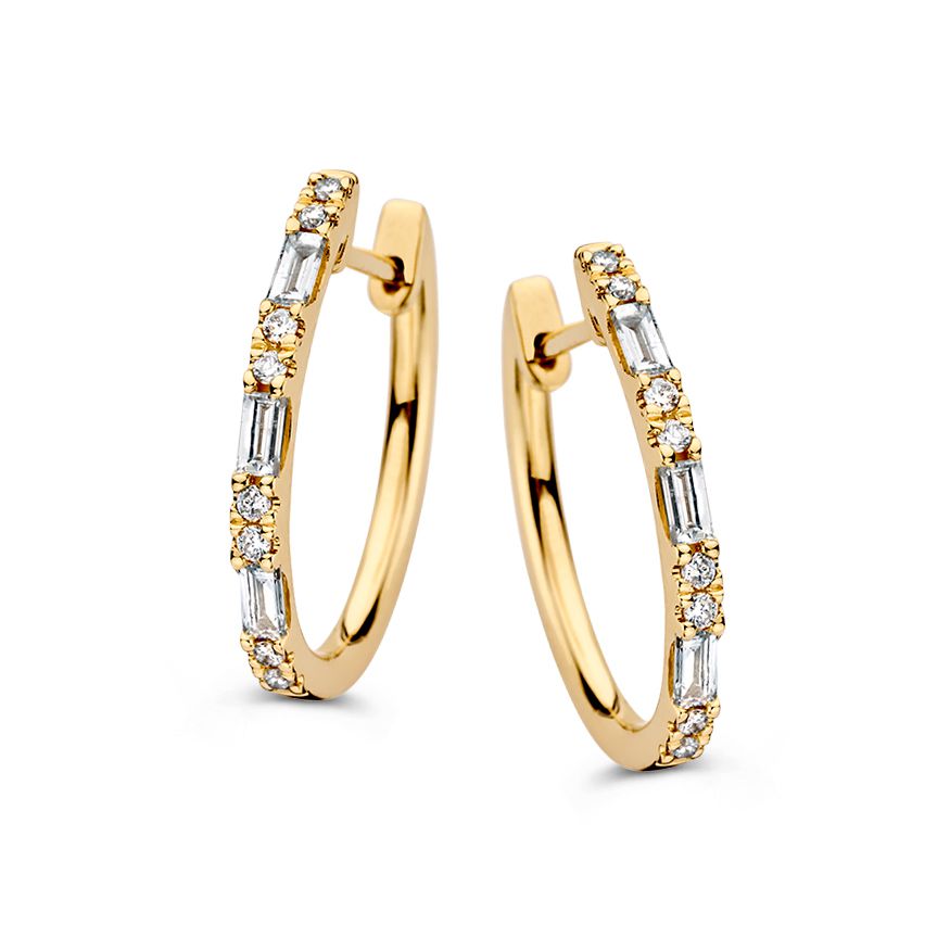 Geelgouden oorringen met baguette en briljant diamanten, subtiele luxe met een totaal van 0,38 crt.