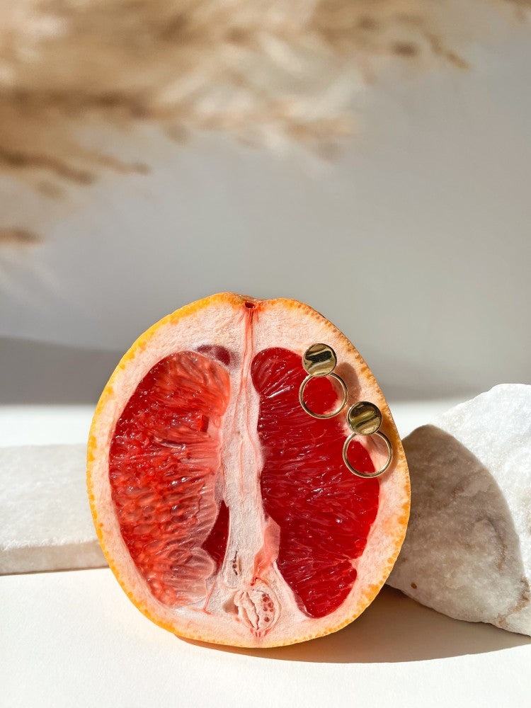 14K Geelgouden Oorstekers 18mm x 12mm – Eenvoudig en Verfijnd Design