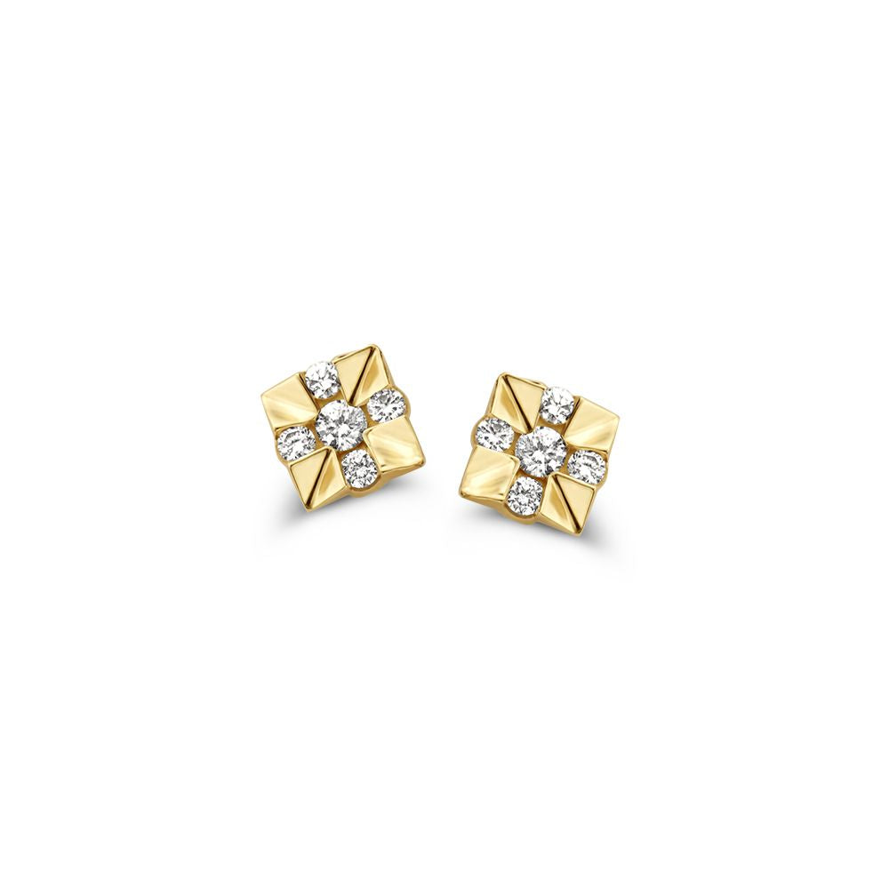 Geelgouden oorstekers met een vierkante vorm, versierd met diamanten in een luxe afwerking.