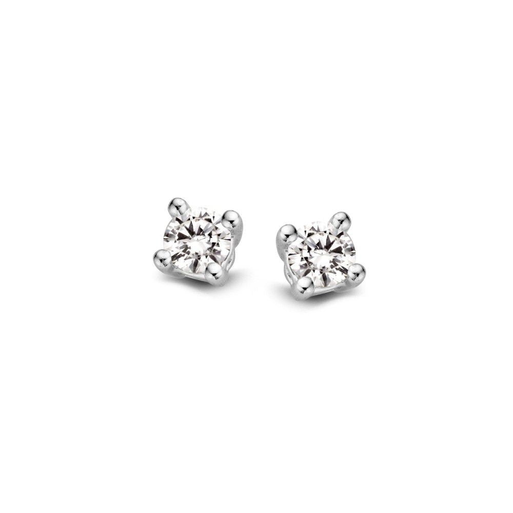 Witgouden solitair oorknoppen met twee briljant diamanten van 0,10ct elk, met een eenvoudige, moderne zetting.