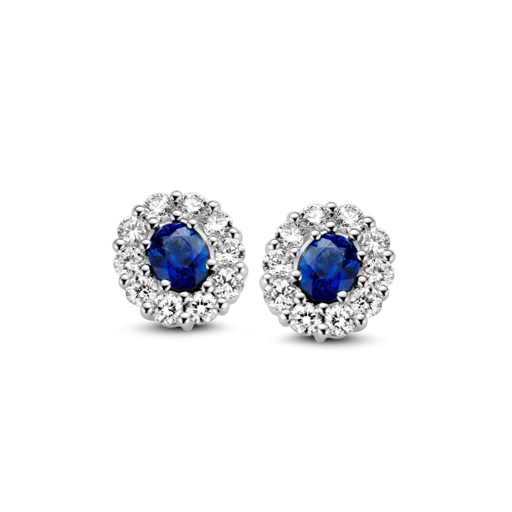 Witgouden Oorstekers met Saffier en Briljant in Entourage Zetting – 14 Karaat, 0.50 ct