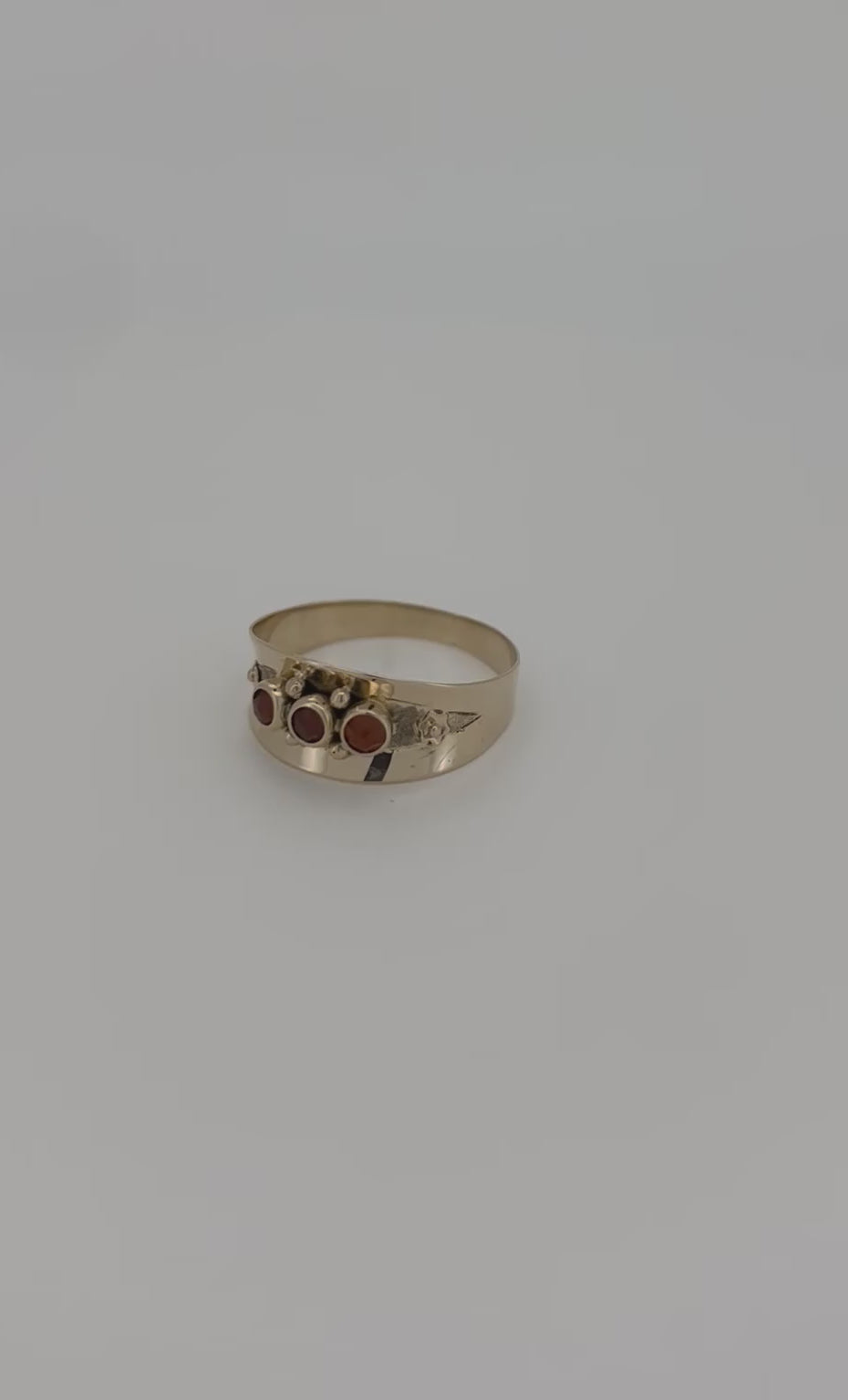 vintage gouden ring 14k granaat 2.1gr