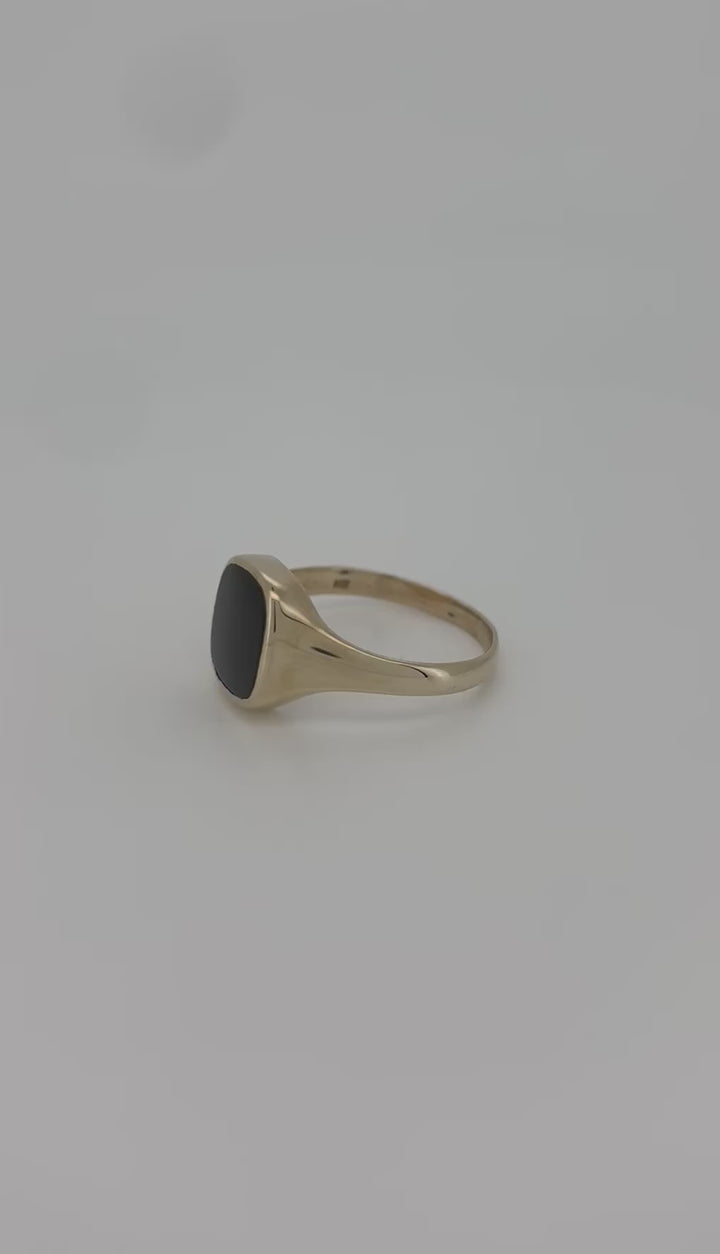 vintage gouden ring 14k vierkante onxy 6.9gr