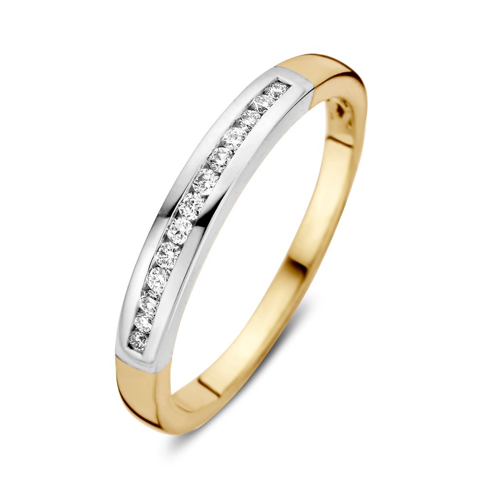 Bicolor damesring van geel- en witgoud met een rij van zeven kleine diamanten.