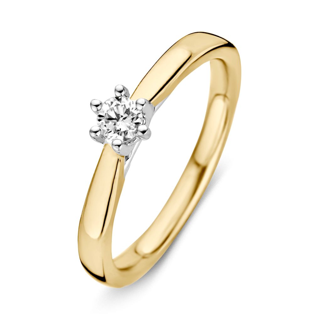 De 14K Geel- en Witgouden Elegante Damesring van Excellent Jewelry heeft een zes-poot witgouden zetting met een 0,19 ct briljant geslepen diamanten solitaire.