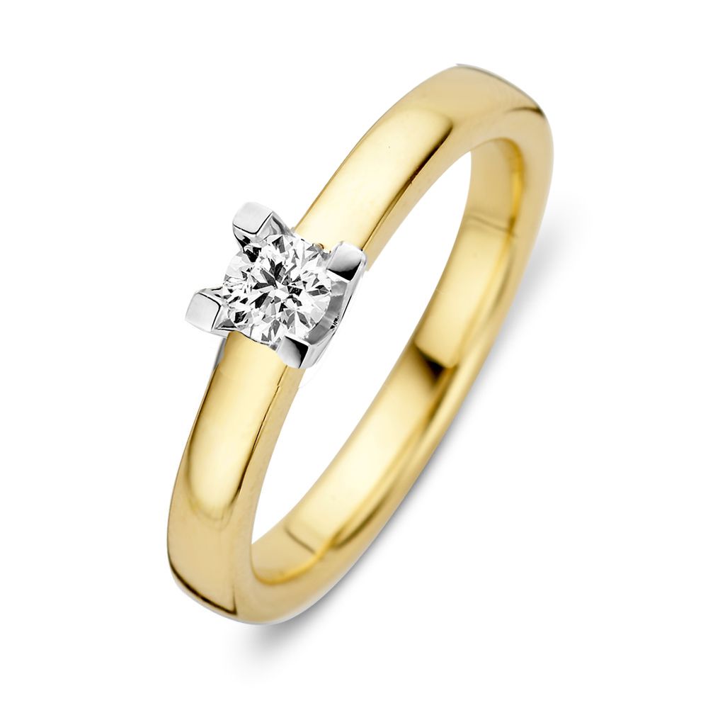 Bicolor ring van geel goud met een briljant van 0,19 crt in een witte zetting.