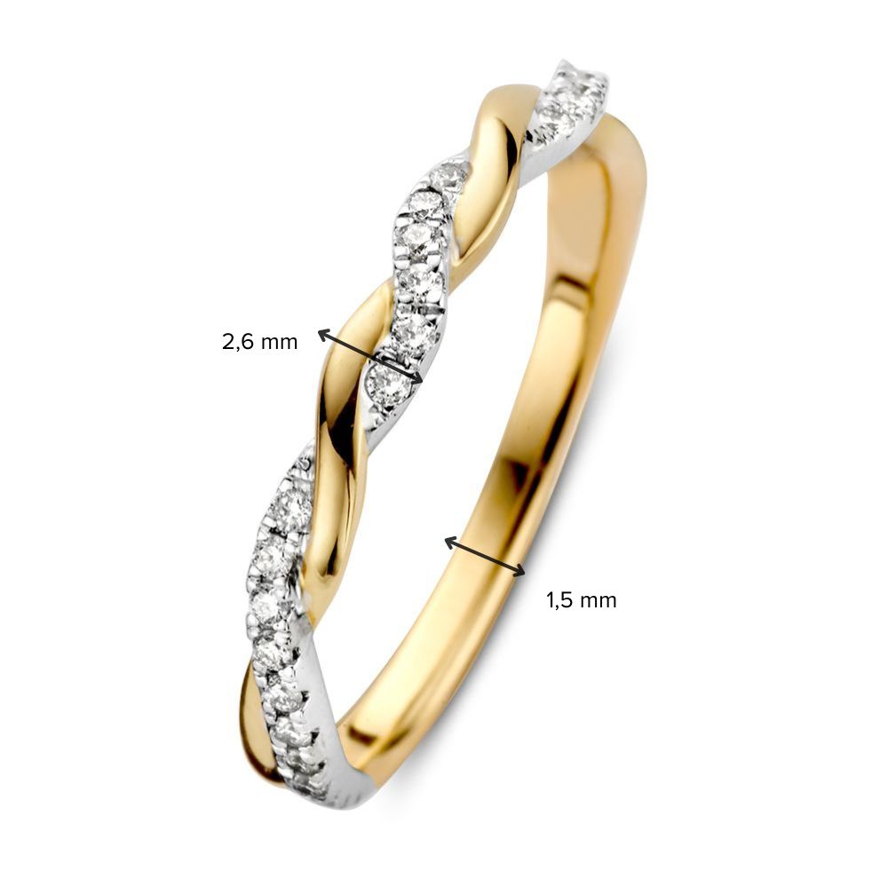 De Excellent Jewelry Bicolor Gouden Ring met Gevlochten Design en Fonkelende Briljanten 0.19 crt. heeft een band van 14 karaat goud, 2,6 mm breed op het breedste punt en 1,5 mm smalst.