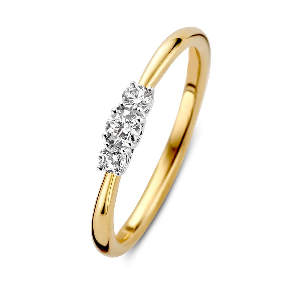 Bicolor ring van goud met drie diamanten in een rechte lijn, totaal 0,24 ct.