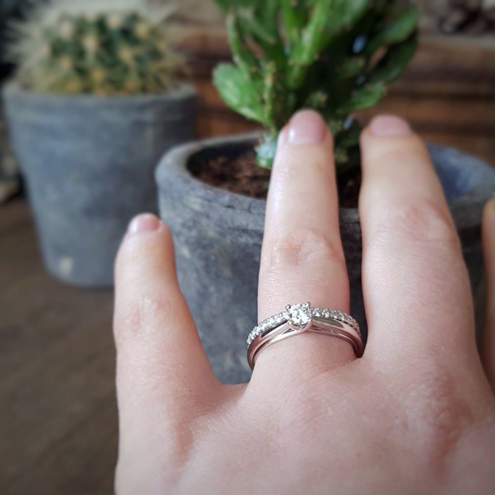 Elegante Geel- en Witgouden Ring met 0,25 Caraat Briljant Diamant