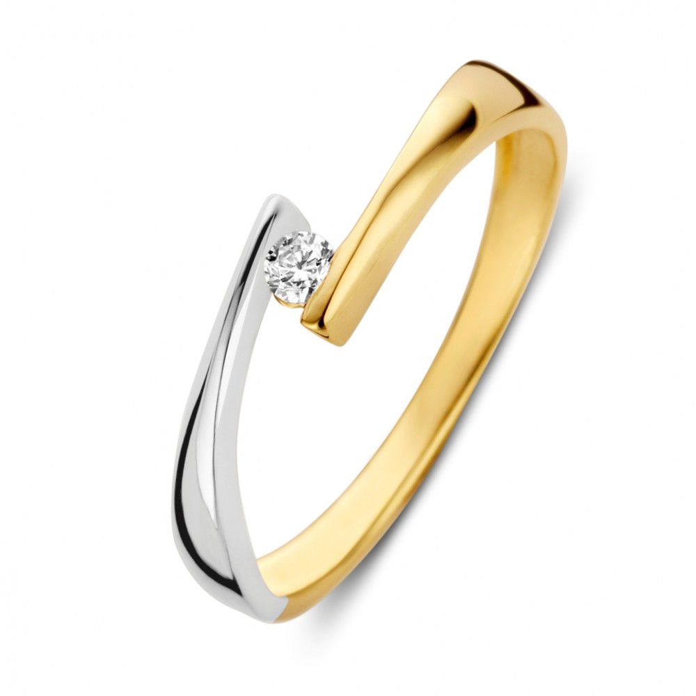 Bicolor ring van 14 karaat wit- en geelgoud met een witte zirkonia, 5 mm breed.