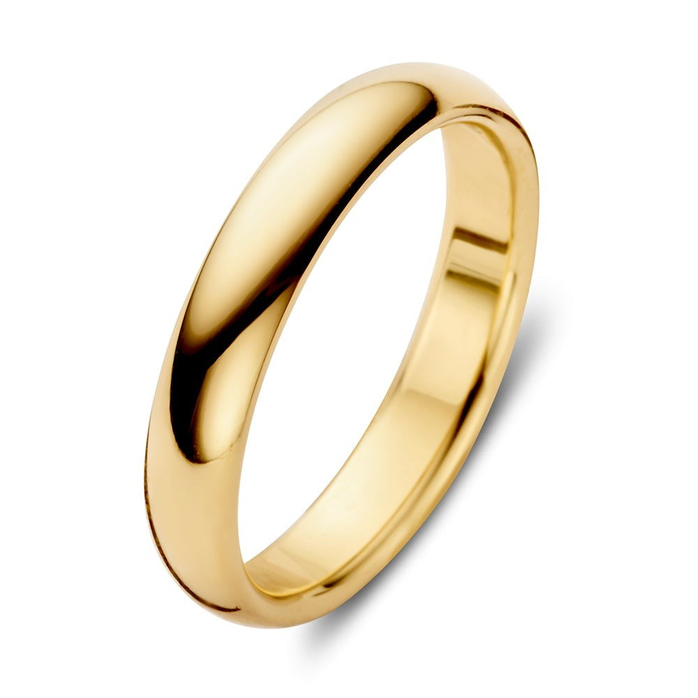 Geelgouden ring met een gladde, ronde afwerking en een breedte van 4 mm.