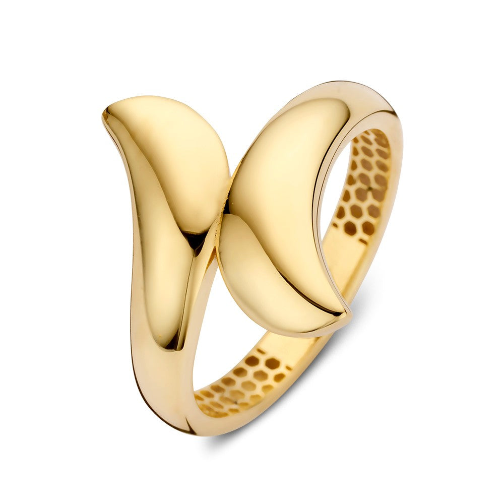 De Opvallende Geelgouden Ring met Speels Design van Excellent Jewelry heeft een uniek, abstract vleugeldesign en een binnenzijde met kleine cirkelvormige insneden, perfect voor een vleugje verfijnde stijl.