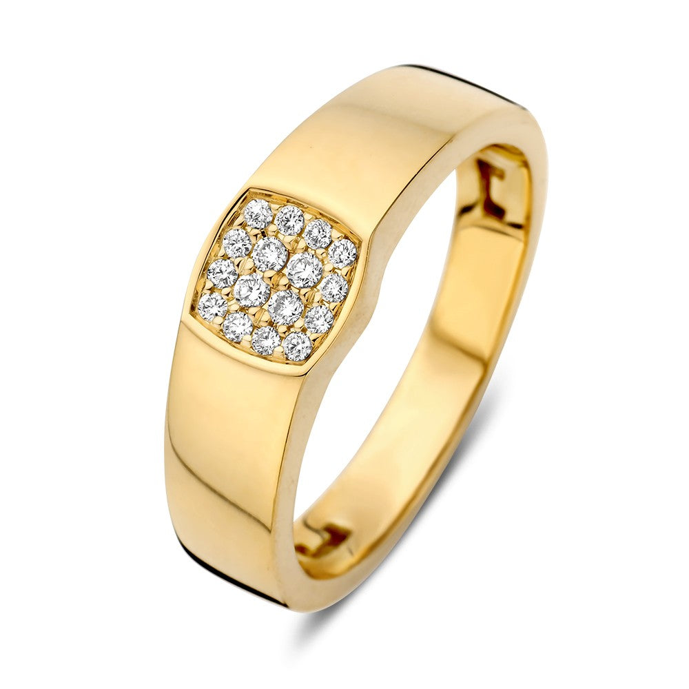 Geelgouden ring met een vlakke bovenkant bezet met briljanten van 0.12 crt in een vierkante opstelling.