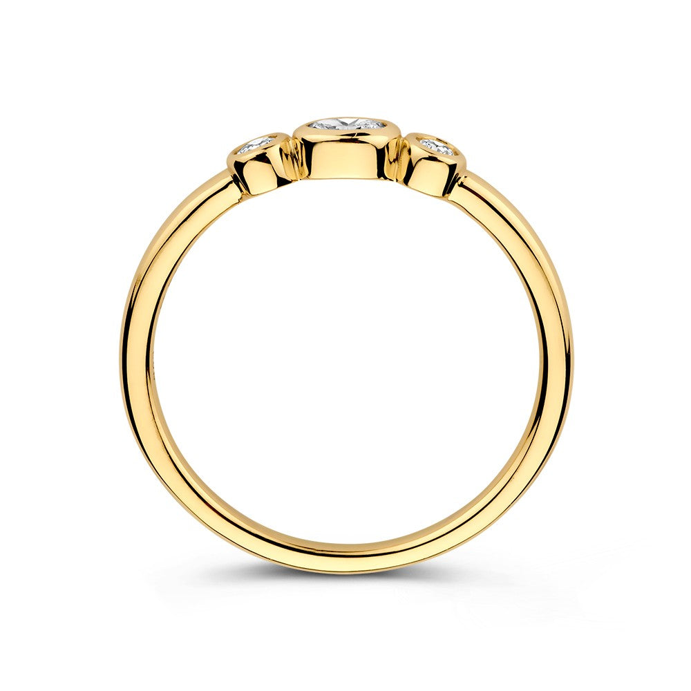 14k Yellow Gold Three-Stone Ring with Oval and Brilliant-Cut Diamonds