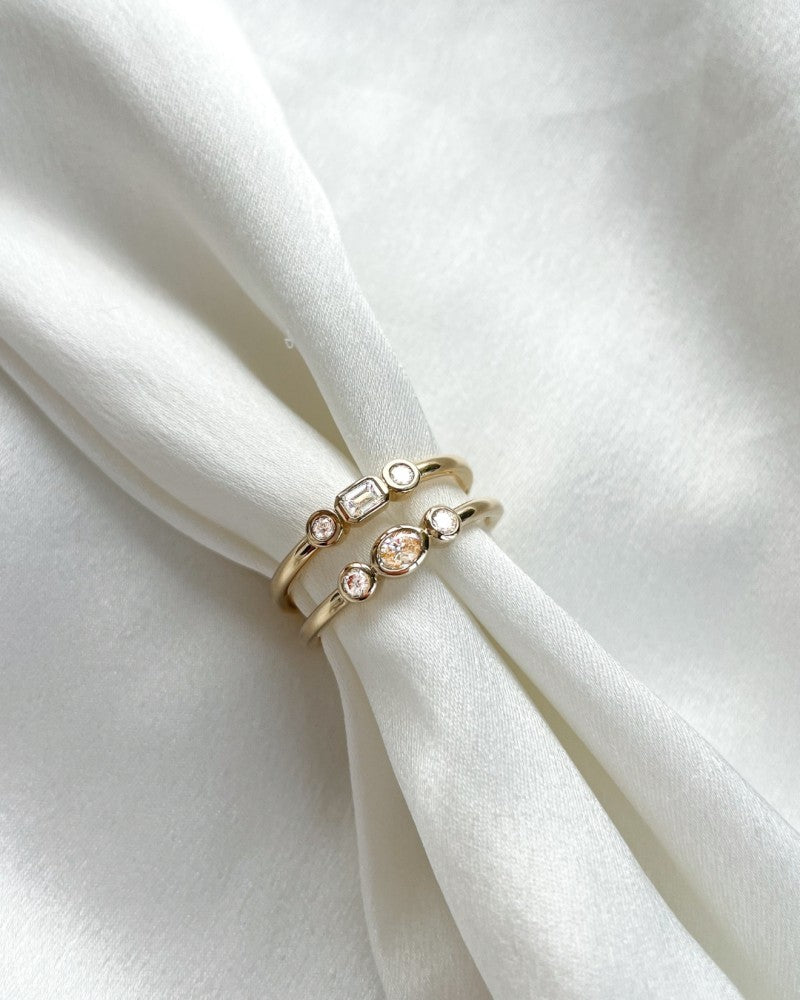 14k Yellow Gold Three-Stone Ring with Oval and Brilliant-Cut Diamonds